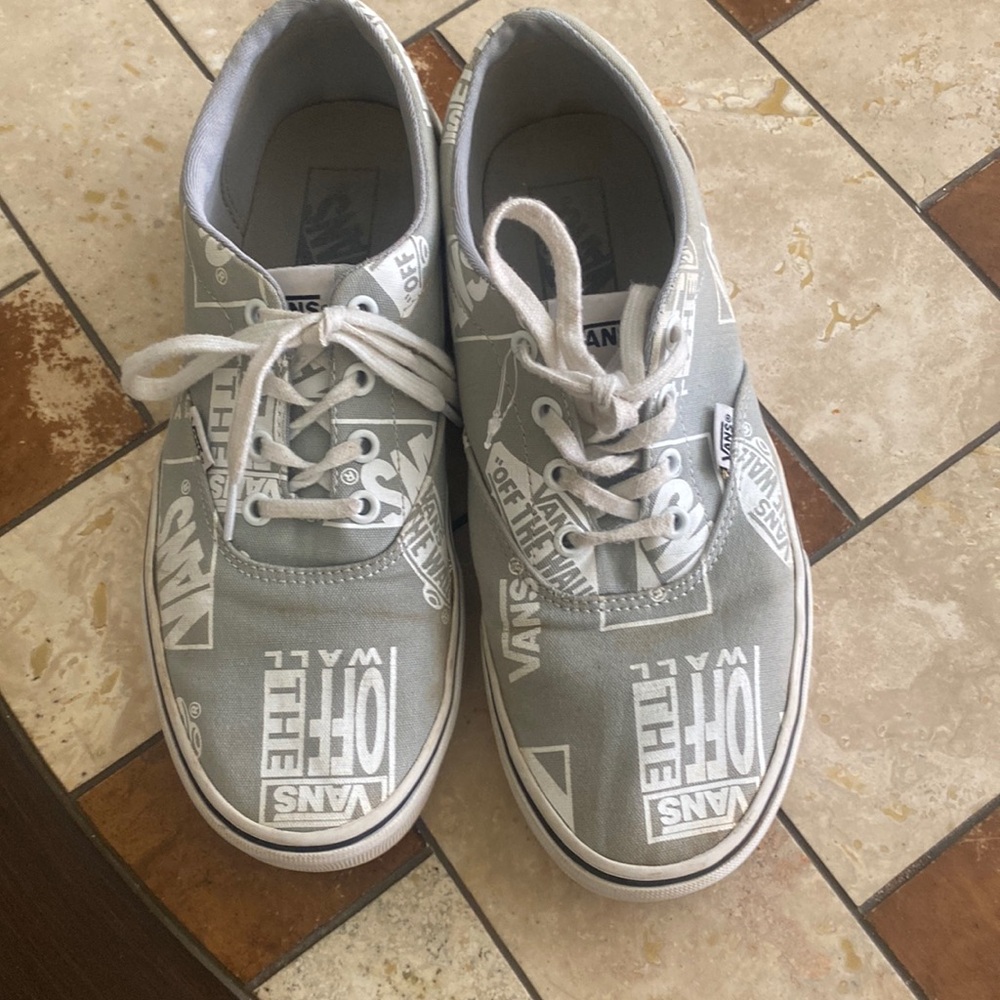 Vans Off The Wall Logo Sneakers Women's Size 9.5